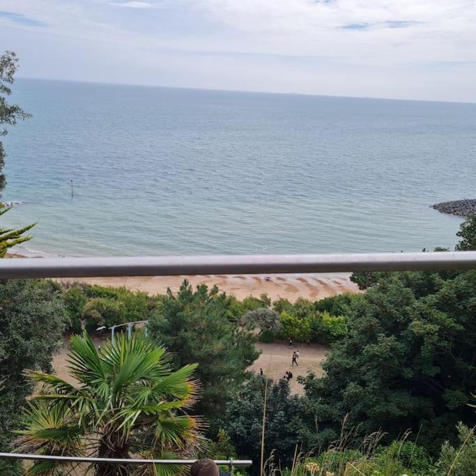 Beach View, 4 Bedroom House Opposite The Sea! Sleeps 10 Sandgate Exteriér fotografie
