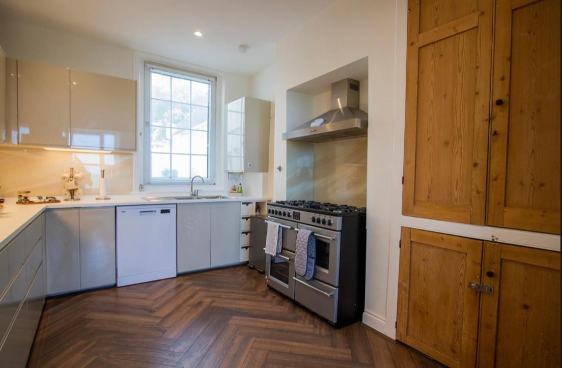 Beach View, 4 Bedroom House Opposite The Sea! Sleeps 10 Sandgate Exteriér fotografie